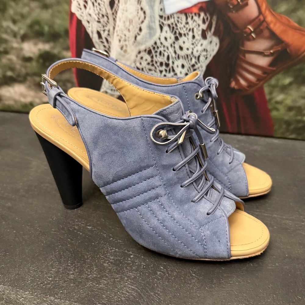 Tod’s Quilted Suede Lace-Up Heels Size 39